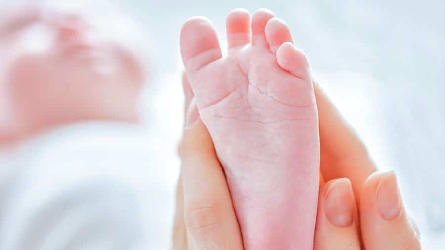 Exames genéticos detectam mais de 300 doenças ao nascer; conheça algumas